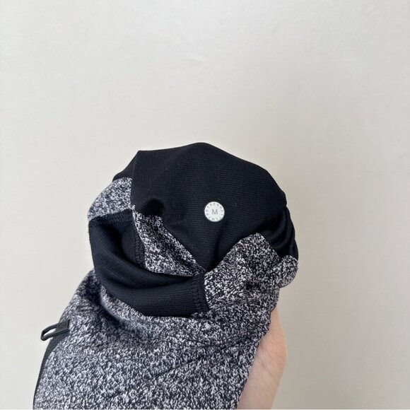 Lululemon Mens Medium T.H.E. Short Linerless 7" Carbon Mist Alpine - Picture 12 of 12